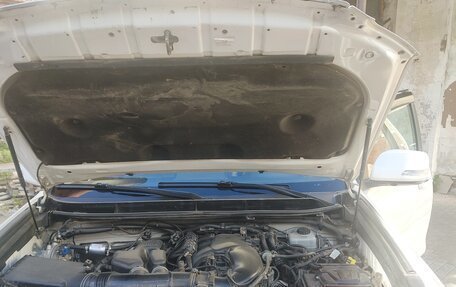 Toyota Land Cruiser Prado 150 рестайлинг 2, 2011 год, 3 400 000 рублей, 10 фотография