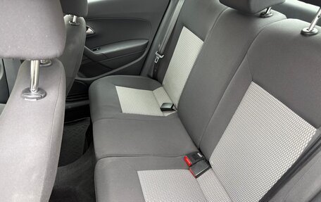 Volkswagen Polo VI (EU Market), 2012 год, 900 000 рублей, 7 фотография