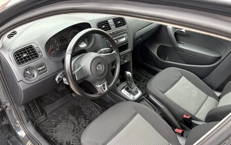 Volkswagen Polo VI (EU Market), 2012 год, 900 000 рублей, 5 фотография