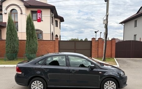 Volkswagen Polo VI (EU Market), 2012 год, 900 000 рублей, 2 фотография