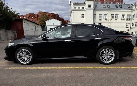 Toyota Camry, 2019 год, 2 385 000 рублей, 6 фотография