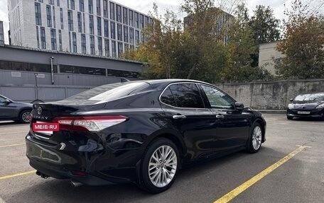 Toyota Camry, 2019 год, 2 385 000 рублей, 4 фотография