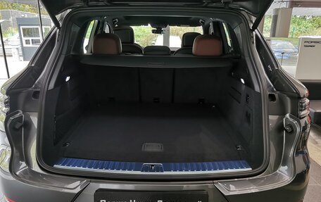 Porsche Cayenne III, 2025 год, 20 940 000 рублей, 15 фотография