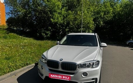 BMW X5, 2018 год, 3 800 000 рублей, 2 фотография