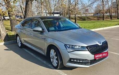 Skoda Superb III рестайлинг, 2019 год, 2 900 000 рублей, 6 фотография