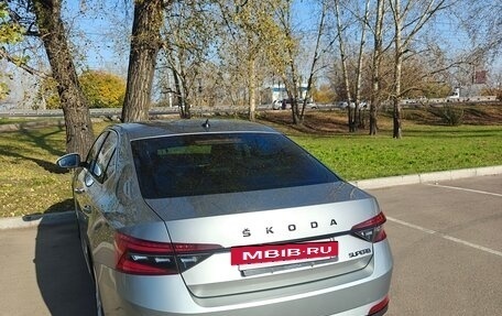 Skoda Superb III рестайлинг, 2019 год, 2 900 000 рублей, 10 фотография