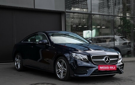 Mercedes-Benz E-Класс, 2019 год, 5 590 000 рублей, 3 фотография