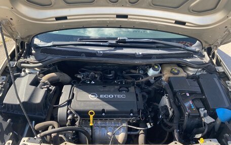 Opel Astra J, 2011 год, 697 000 рублей, 11 фотография