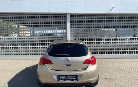 Opel Astra J, 2011 год, 697 000 рублей, 6 фотография
