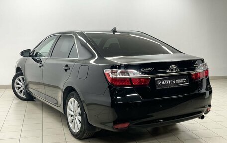 Toyota Camry, 2017 год, 2 089 000 рублей, 6 фотография