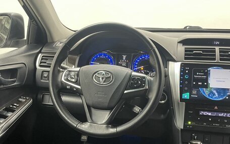 Toyota Camry, 2017 год, 2 089 000 рублей, 19 фотография