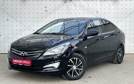 Hyundai Solaris II рестайлинг, 2014 год, 975 000 рублей, 1 фотография