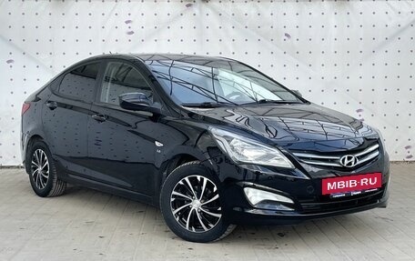 Hyundai Solaris II рестайлинг, 2014 год, 975 000 рублей, 2 фотография