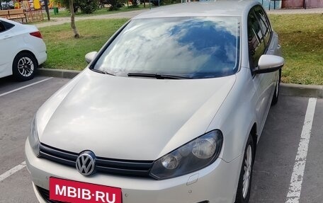 Volkswagen Golf VI, 2011 год, 600 000 рублей, 1 фотография