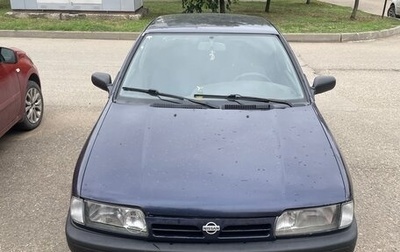 Nissan Primera II рестайлинг, 1991 год, 299 000 рублей, 1 фотография