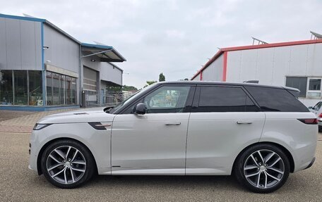Land Rover Range Rover Sport, 2022 год, 9 700 000 рублей, 3 фотография