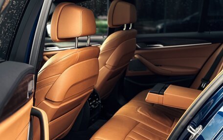 BMW 5 серия, 2019 год, 5 500 000 рублей, 16 фотография