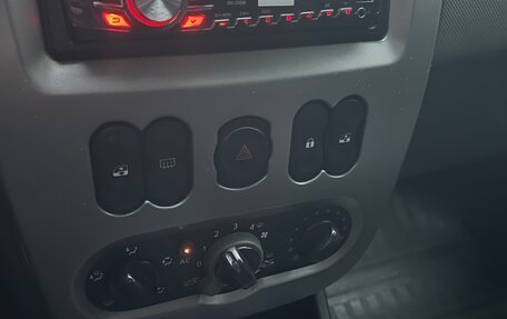 Renault Sandero I, 2011 год, 525 000 рублей, 12 фотография