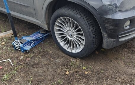 BMW X5, 2010 год, 2 100 000 рублей, 7 фотография