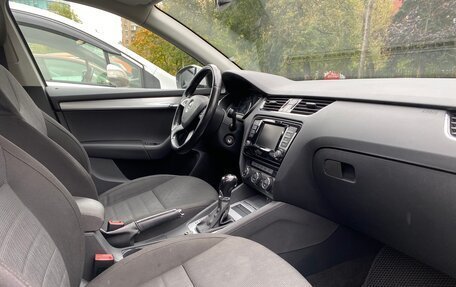 Skoda Octavia, 2014 год, 1 100 000 рублей, 21 фотография