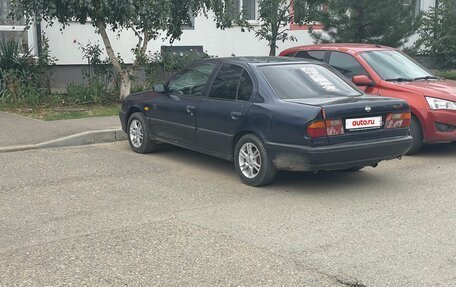 Nissan Primera II рестайлинг, 1991 год, 299 000 рублей, 4 фотография