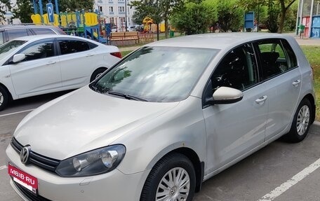 Volkswagen Golf VI, 2011 год, 600 000 рублей, 2 фотография