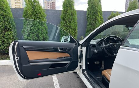 Mercedes-Benz E-Класс, 2010 год, 1 590 000 рублей, 13 фотография