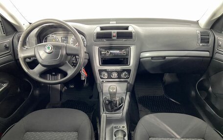 Skoda Octavia, 2010 год, 574 000 рублей, 12 фотография