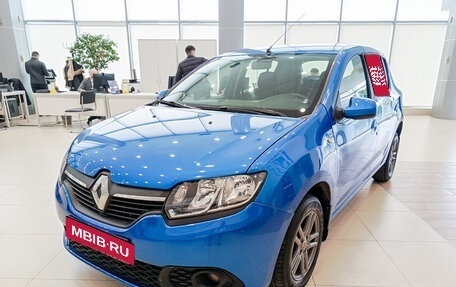 Renault Sandero II рестайлинг, 2014 год, 654 000 рублей, 1 фотография