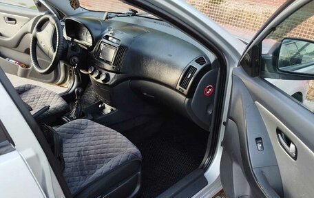 Hyundai Elantra IV, 2009 год, 650 000 рублей, 9 фотография