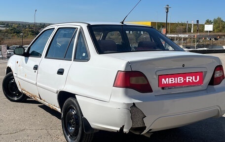 Daewoo Nexia I рестайлинг, 2010 год, 117 000 рублей, 3 фотография