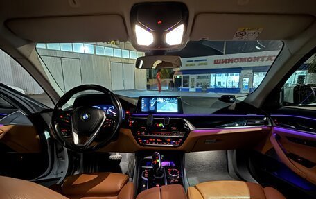 BMW 5 серия, 2018 год, 3 000 000 рублей, 17 фотография