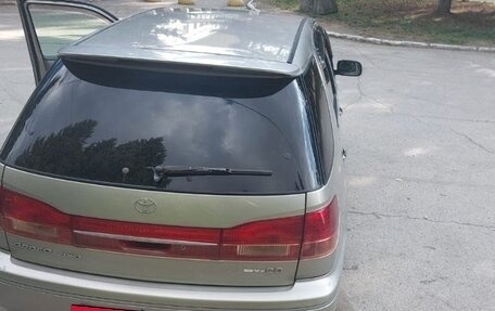 Toyota Vista V30, 2001 год, 540 000 рублей, 10 фотография