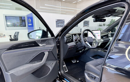 Volkswagen Tiguan, 2025 год, 4 700 000 рублей, 9 фотография
