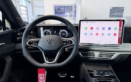 Volkswagen Tiguan, 2025 год, 4 700 000 рублей, 18 фотография