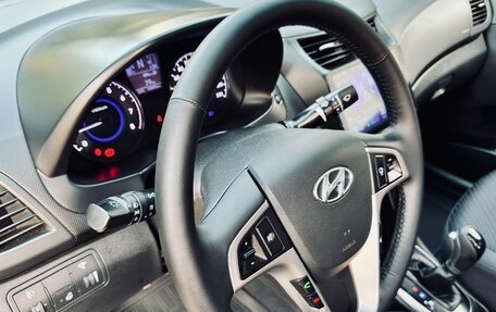 Hyundai Solaris II рестайлинг, 2015 год, 1 110 000 рублей, 13 фотография