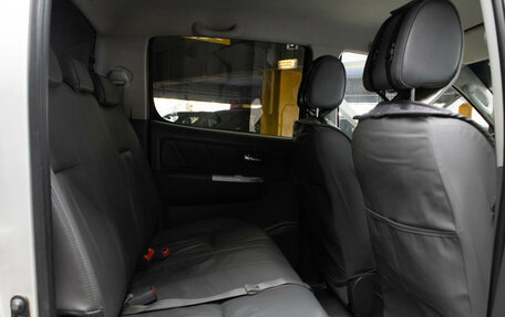 Toyota Hilux VII, 2012 год, 1 889 000 рублей, 11 фотография