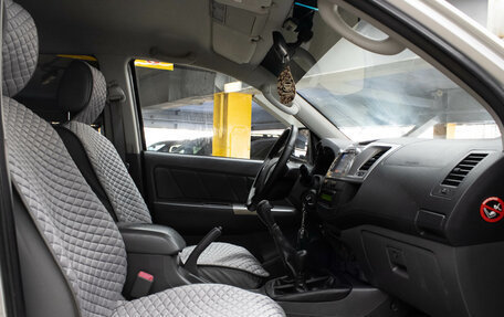 Toyota Hilux VII, 2012 год, 1 889 000 рублей, 9 фотография
