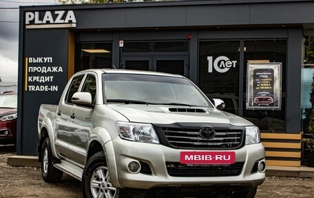 Toyota Hilux VII, 2012 год, 1 889 000 рублей, 2 фотография