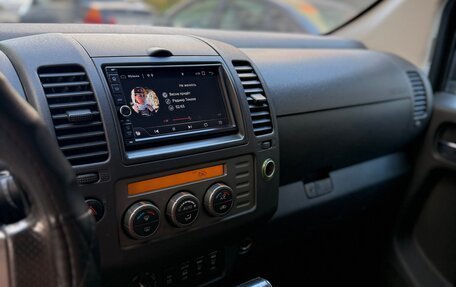 Nissan Navara (Frontier), 2007 год, 790 000 рублей, 19 фотография