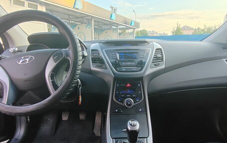 Hyundai Elantra V, 2015 год, 1 280 000 рублей, 8 фотография