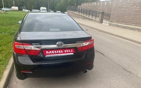 Toyota Camry, 2011 год, 1 300 000 рублей, 7 фотография
