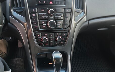 Opel Astra J, 2013 год, 560 000 рублей, 5 фотография
