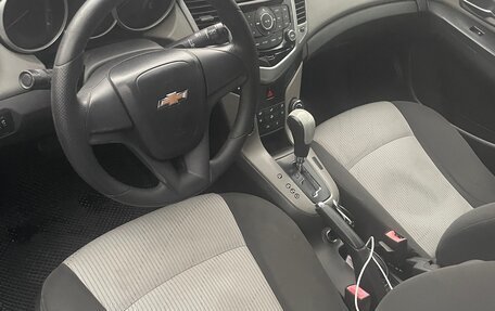 Chevrolet Cruze II, 2011 год, 540 000 рублей, 6 фотография