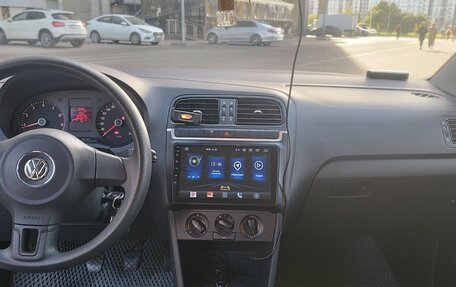 Volkswagen Polo VI (EU Market), 2013 год, 585 000 рублей, 10 фотография
