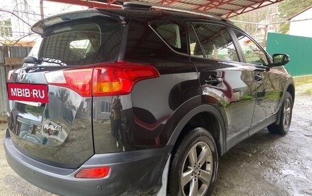 Toyota RAV4, 2015 год, 2 200 000 рублей, 2 фотография