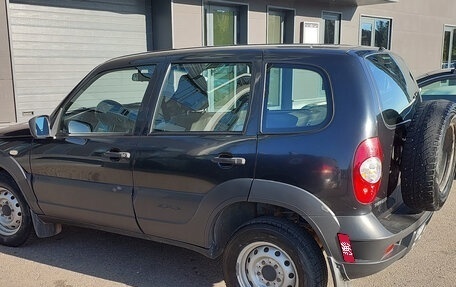 Chevrolet Niva I рестайлинг, 2018 год, 570 000 рублей, 1 фотография