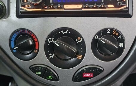 Ford Focus IV, 2004 год, 365 000 рублей, 19 фотография