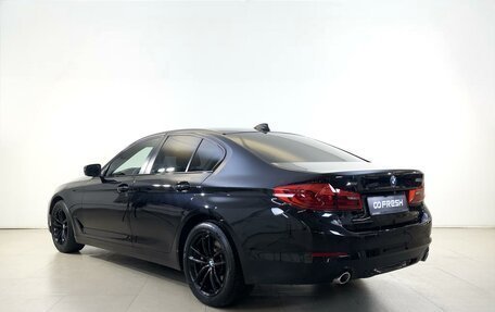 BMW 5 серия, 2018 год, 3 187 250 рублей, 2 фотография