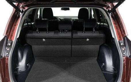 Toyota RAV4, 2019 год, 2 699 700 рублей, 21 фотография